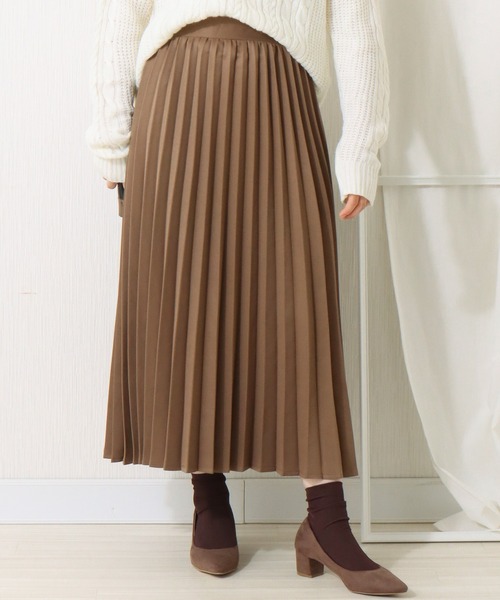 libelle more（リベル モア）の「起毛ツイル　アコーディオンプリーツスカート（スカート・レディース・ブラック/モカ/ライトカーキ/グレイッシュベージュ・M/L）」の3枚目の写真