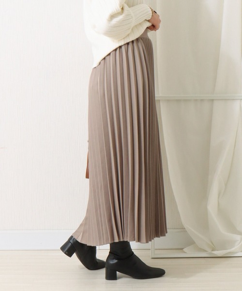 libelle more（リベル モア）の「起毛ツイル　アコーディオンプリーツスカート（スカート・レディース・ブラック/モカ/ライトカーキ/グレイッシュベージュ・M/L）」の12枚目の写真