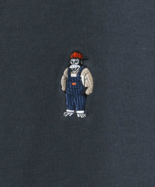 BEN DAVIS(ベンデイビス)の「BEN DAVIS/ベンデイビス ビッグシルエット ワンポイント ミニゴリラ刺繍 スウェット トレーナー(スウェット・メンズ・グリーン/ブルー/ライトグレー/チャコールグレー・M/L/XL)」の10枚目の写真