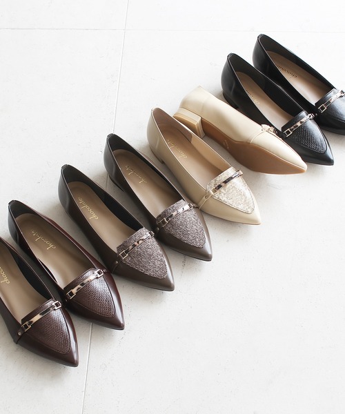 chocolates（チョコラテス）の「ポインテッドトゥ ビット ローファー【日本製】（ローファー・レディース・アイボリー/ダークブラウン/カーキ/ブラック/ライトグレー・22cm/23.5cm/23cm/25cm/24.5cm/22.5cm/24cm）」の2枚目の写真