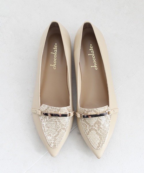 chocolates（チョコラテス）の「ポインテッドトゥ ビット ローファー【日本製】（ローファー・レディース・アイボリー/ダークブラウン/カーキ/ブラック/ライトグレー・22cm/23.5cm/23cm/25cm/24.5cm/22.5cm/24cm）」の17枚目の写真