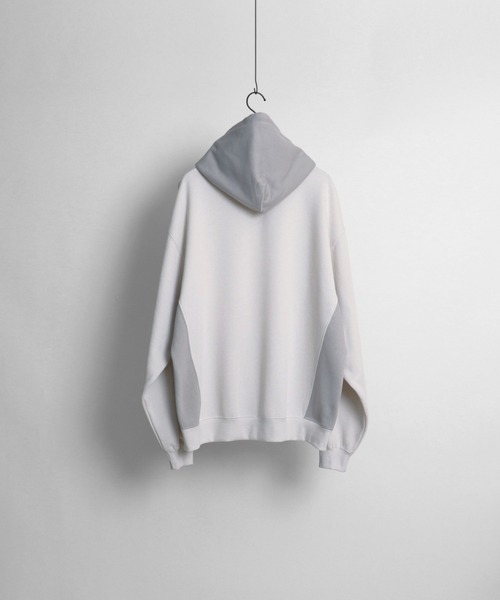 Confirm(コンファーム)の「ルーズシルエットプルオーバーパーカー【Confirm】(パーカー・メンズ・チャコールグレー/ベージュ/ブラック/サックスブルー/アイボリー/ブルー/ホワイト/レッド/パープル/ミント/ブラック系その他/グリーン/ベージュ系その他・M/L)」の21枚目の写真