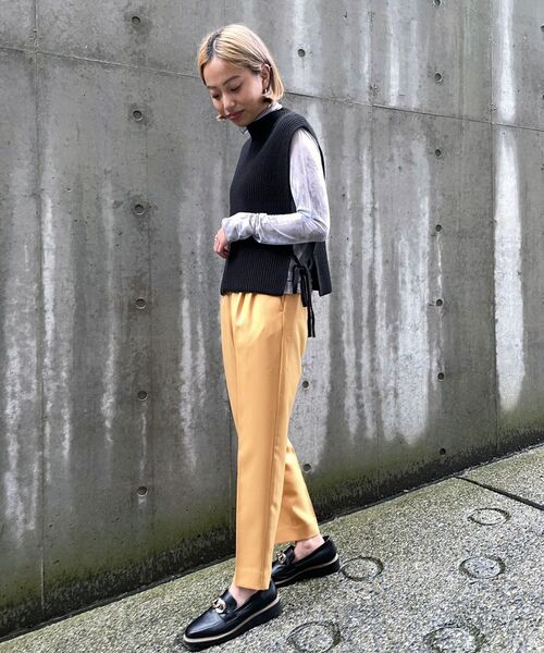 AG by aquagirl(エージーバイアクアガール)の「◆ボトルネックバルキーニットベスト(ベスト・レディース・ブラック/オフホワイト・38)」の15枚目の写真