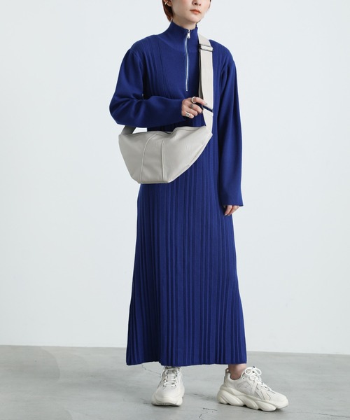 select MOCA(セレクトモカ)の「2021 AW ハイネックハーフジップニットワンピース(ワンピース・レディース・ブラック/ブルー/アイボリー・FREE)」の8枚目の写真
