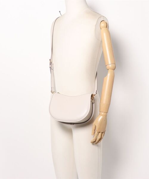 NATURAL BEAUTY BASIC(ナチュラルビューティーベーシック)の「2WAYサドルショルダー(ショルダーバッグ・レディース・イエロー/グレー/グリーン/ベージュ・フリ-)」の5枚目の写真