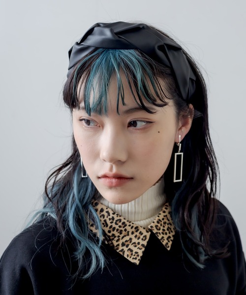 RASVOA（ラスボア）の「レザーツイストカチューシャ（カチューシャ・レディース・ブラック・FREE）」の8枚目の写真