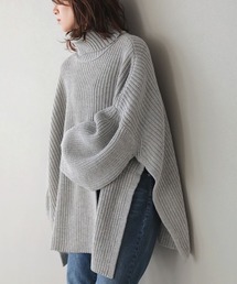 【WEB限定】スリットボリュームスリーブニット