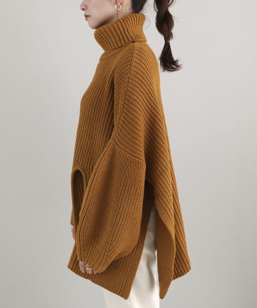 Bou Jeloud（ブージュルード）の「【WEB限定】スリットボリュームスリーブニット（ニット/セーター・レディース・ブラック/グレー/レッド/マスタード・FREE）」の16枚目の写真