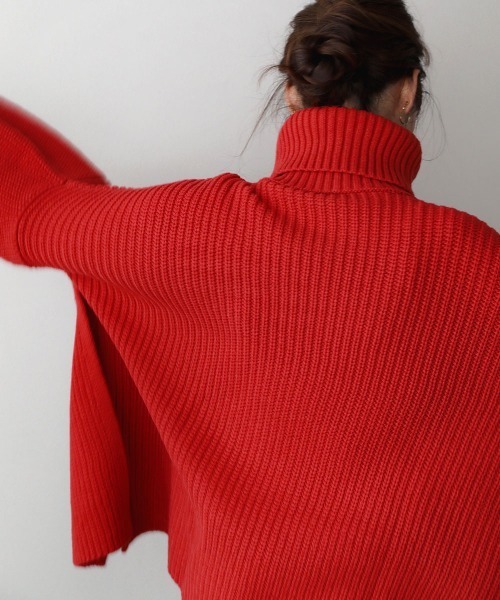 Bou Jeloud（ブージュルード）の「【WEB限定】スリットボリュームスリーブニット（ニット/セーター・レディース・ブラック/グレー/レッド/マスタード・FREE）」の8枚目の写真