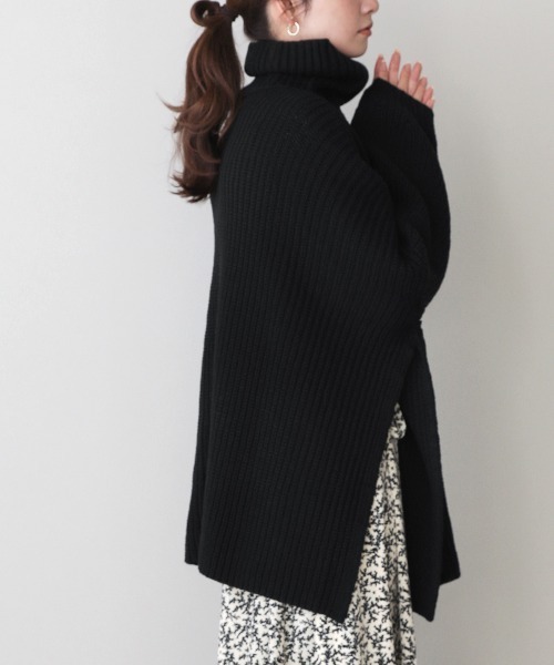 Bou Jeloud（ブージュルード）の「【WEB限定】スリットボリュームスリーブニット（ニット/セーター・レディース・ブラック/グレー/レッド/マスタード・FREE）」の9枚目の写真