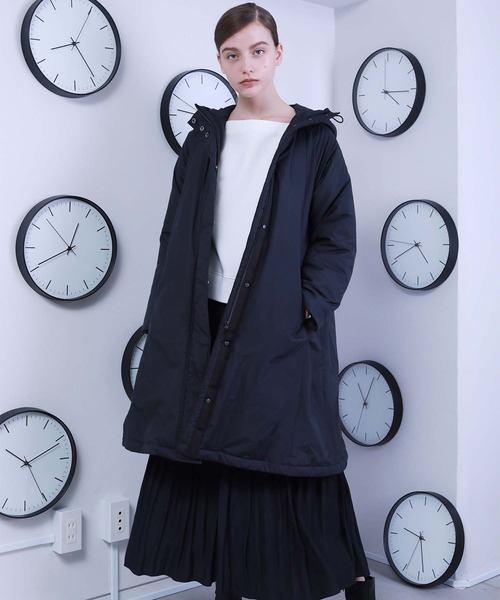 A DEGREE FAHRENHEIT(エーディグリーファーレンハイ)の「AラインHBダウンコート(ダウンジャケット/コート・レディース・ベージュ/ブラック・SMALL/MEDIUM)」の15枚目の写真