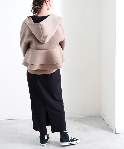 Fizz(フィズ)の「【Fizz/フィズ】 ボンディング素材 バックフリルジップパーカー(パーカー・レディース・ベージュ/ブラック/アイボリー/グレー・M/L/XL)」の15枚目の写真