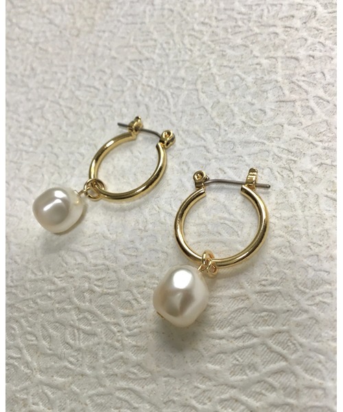 tone（トーン）の「【Le soleil】beansのようなフープピアス(MA)（ピアス（両耳用）・レディース・ホワイト/グリーン系その他・FREE）」の2枚目の写真