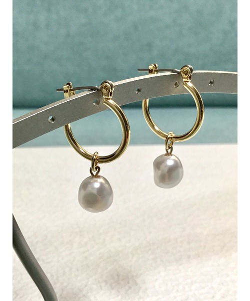 tone（トーン）の「【Le soleil】beansのようなフープピアス(MA)（ピアス（両耳用）・レディース・ホワイト/グリーン系その他・FREE）」の5枚目の写真