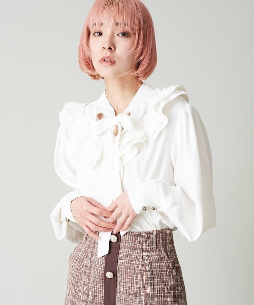 A de a.v.v（アードアー・ヴェ・ヴェ）の「【前後2WAY】フリルリボンブラウス（シャツ/ブラウス・レディース・ブラック/ミント/ホワイト・38/36）」の15枚目の写真