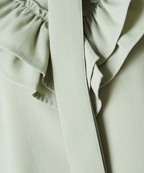 A de a.v.v（アードアー・ヴェ・ヴェ）の「【前後2WAY】フリルリボンブラウス（シャツ/ブラウス・レディース・ブラック/ミント/ホワイト・38/36）」の7枚目の写真