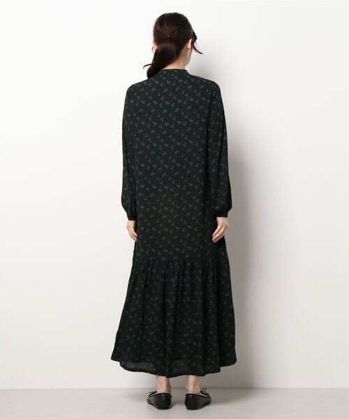 MADEMOISELLE ROPE'(マドモアゼル ロペ)の「【JUST FEMALE】FORGETワンピース(ワンピース・レディース・ブラック・FREE)」の2枚目の写真