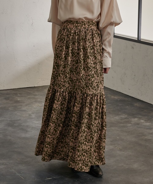 Ezick（エジック）の「ジオメトリック柄ティアードスカート（スカート・レディース・ブラック/グリーン・FREE）」の10枚目の写真