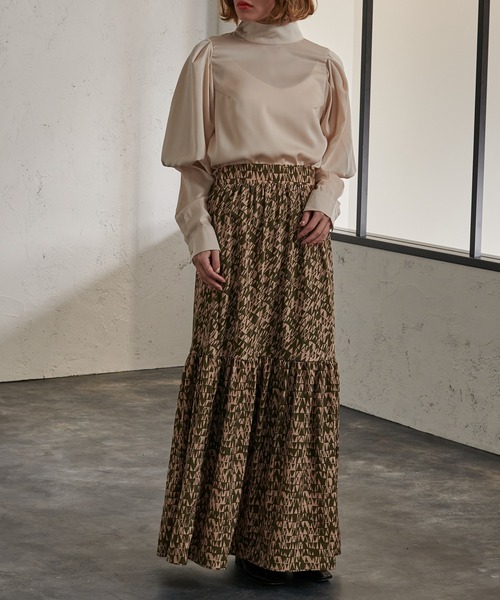 Ezick（エジック）の「ジオメトリック柄ティアードスカート（スカート・レディース・ブラック/グリーン・FREE）」の13枚目の写真