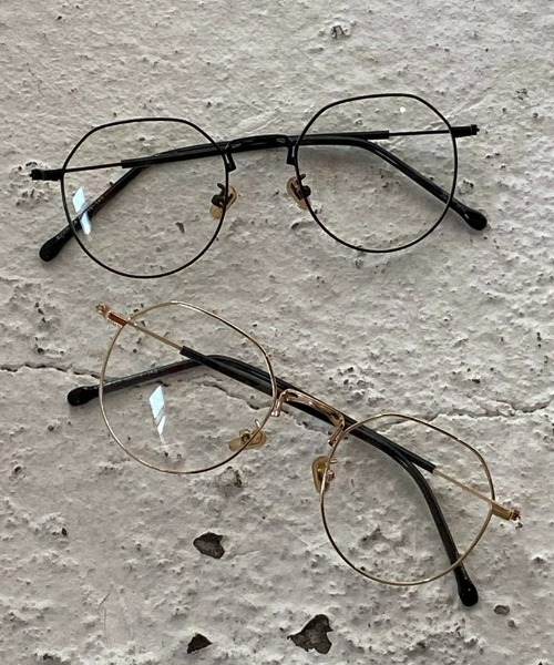 Auntie Rosa Holiday（アンティローザホリデー）の「メタルフレーム