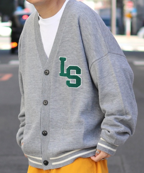 ILL'S(イルズ)の「サガラ刺繍ワッペン ビッグシルエットカーディガン 【ILL'S / イルズ】(カーディガン/ボレロ・メンズ・ブラック/グレー/グリーン/マスタード/イエロー/アイボリー・FREE)」の4枚目の写真