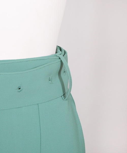 Julia Boutique（ジュリアブティック）の「バックルベルト付きテーパードパンツ/22006（その他パンツ・レディース・ベージュ/ラベンダー/グリーン/ブラック・ONE）」の19枚目の写真