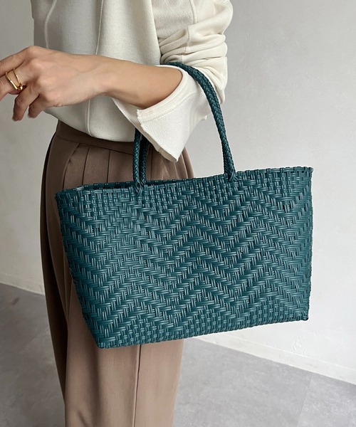 CAPRICIEUX LE'MAGE（カプリシューレマージュ）の「〈WEB限定カラー/グリーン〉メルカドウーブンバッグ（トートバッグ・レディース・イエロー/グリーン/アイボリー・FREE）」の3枚目の写真