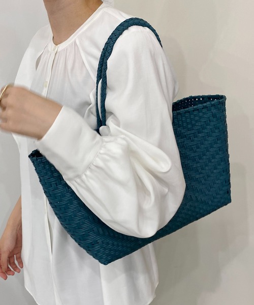 CAPRICIEUX LE'MAGE（カプリシューレマージュ）の「〈WEB限定カラー/グリーン〉メルカドウーブンバッグ（トートバッグ・レディース・イエロー/グリーン/アイボリー・FREE）」の6枚目の写真