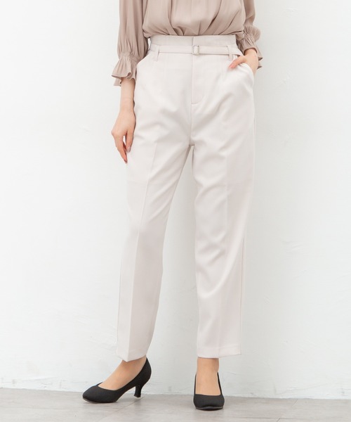 Honeys（ハニーズ）の「テーパードパンツ（スラックス・レディース・ブラック/ネイビー/アイボリー/グリーン系その他/ライトベージュ/ダークベージュ・S/M/L/LL）」の2枚目の写真