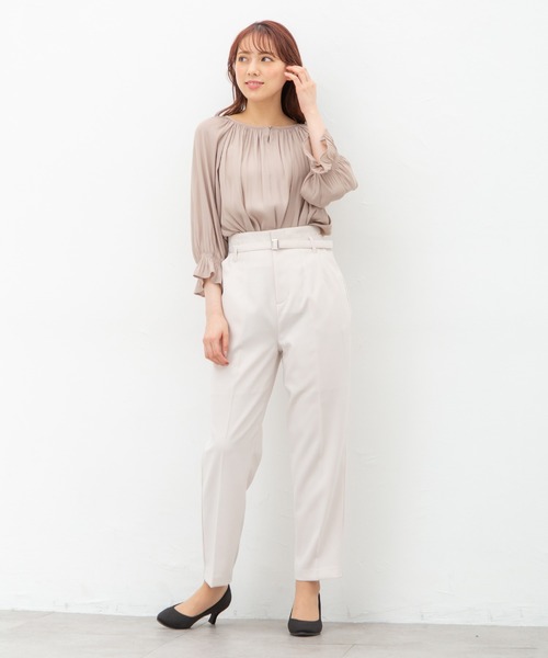 バスマニア　テーパードパンツ　ベージュ Honeys（ハニーズ）の「テーパードパンツ（スラックス）」 - WEAR