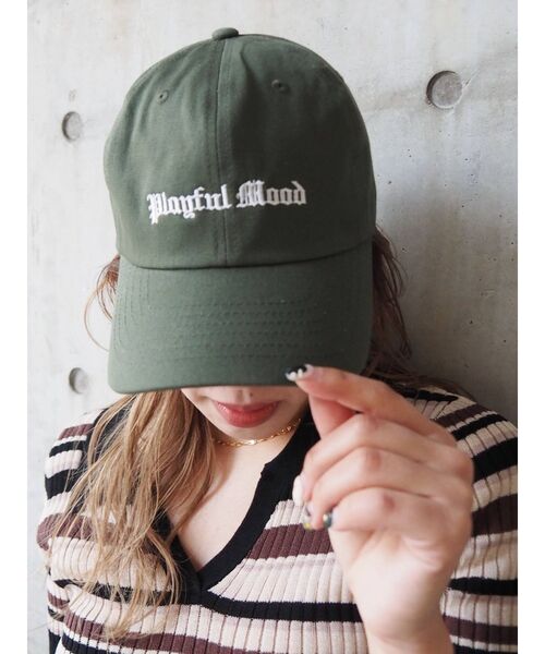 EVRIS(エヴリス)の「PLAYFUL MOOD CAP(キャップ・レディース・ホワイト/カーキ/ブラック・FREE)」の3枚目の写真