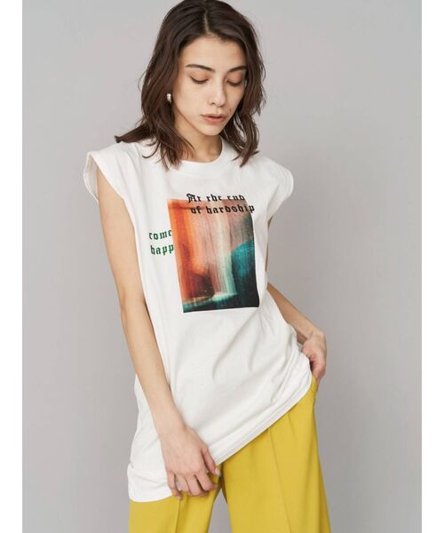 EVRIS（エヴリス）の「グラフィックルーズノースリーブトップス（Tシャツ/カットソー・レディース・ホワイト/ブラック・FREE）」の11枚目の写真