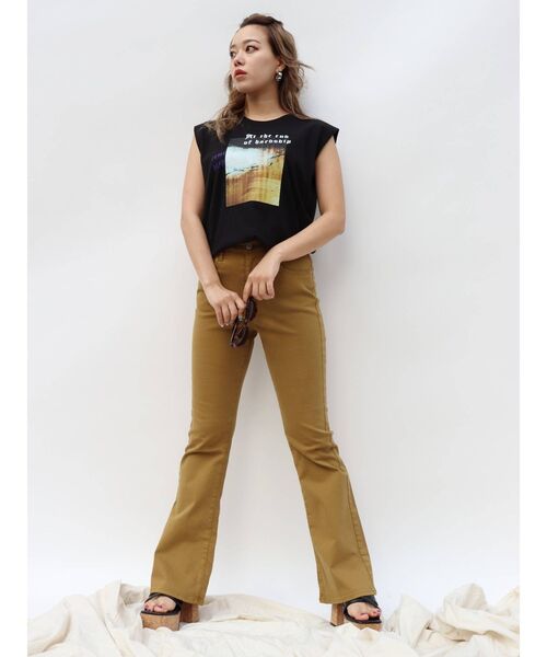 EVRIS（エヴリス）の「グラフィックルーズノースリーブトップス（Tシャツ/カットソー・レディース・ホワイト/ブラック・FREE）」の18枚目の写真