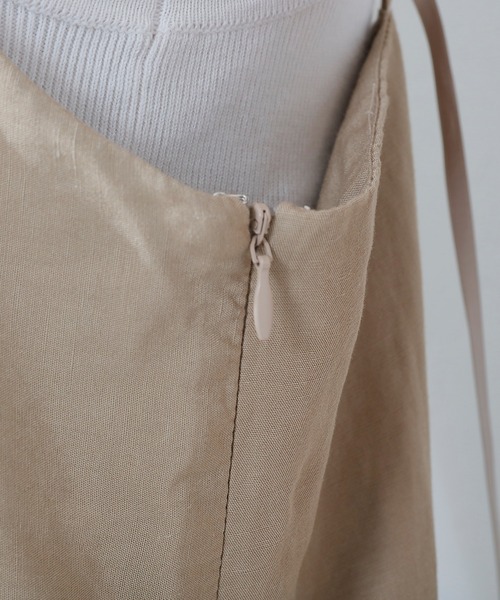 SHENERY（シーナリー）の「ビスコース/リネン タイトマキシキャミドレス（ワンピース・レディース・ブラック/ベージュ/グリーン/イエロー/グレイッシュベージュ・FREE）」の22枚目の写真