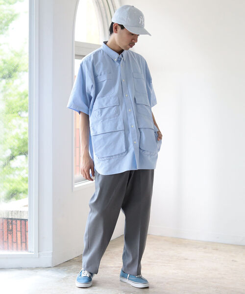 BEAMS（ビームス）の「BEAMS / 3段ポケット ルーズシルエット シャツ（シャツ/ブラウス・メンズ・ネイビー/サックスブルー・S/M/L/XL）」の6枚目の写真