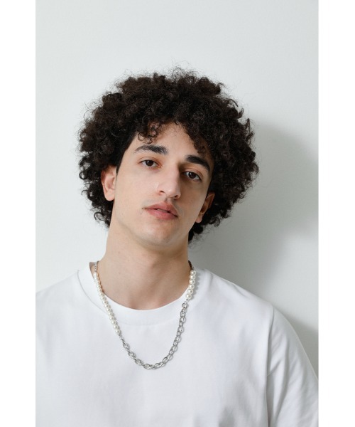 AZUL by moussy(アズールバイマウジー)の「FAUX PEARL×CHAIN NECKLACE/フェイクパール×チェーンネックレス(ネックレス・メンズ・シルバー・FREE)」の9枚目の写真