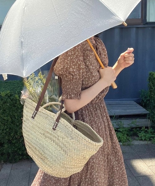 LAUIR(ラウアー)の「花柄シフォンリボンロングワンピース(ワンピース・レディース・ホワイト/ブラック/イエロー/ダークグリーン/ブラウン・MEDIUM/LARGE/X-LARGE)」の17枚目の写真