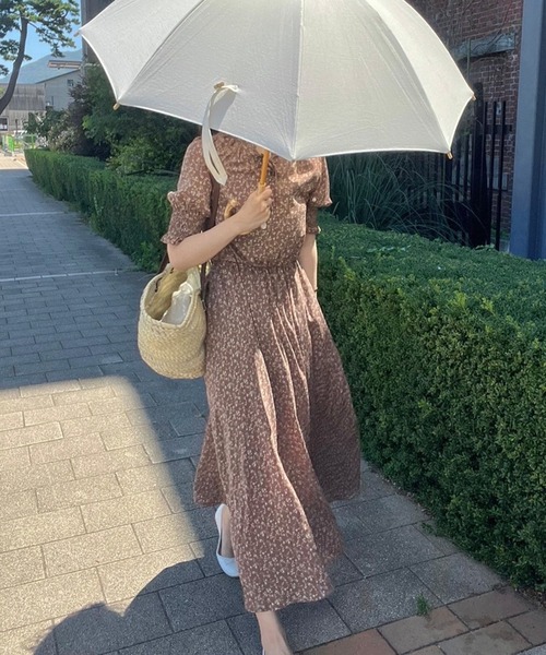 LAUIR(ラウアー)の「花柄シフォンリボンロングワンピース(ワンピース・レディース・ホワイト/ブラック/イエロー/ダークグリーン/ブラウン・MEDIUM/LARGE/X-LARGE)」の18枚目の写真