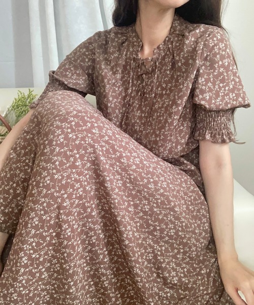 LAUIR(ラウアー)の「花柄シフォンリボンロングワンピース(ワンピース・レディース・ホワイト/ブラック/イエロー/ダークグリーン/ブラウン・MEDIUM/LARGE/X-LARGE)」の19枚目の写真