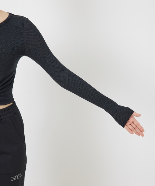 Alo Yoga（アロヨガ）の「【alo】COVER LONG SLEEVE TOP