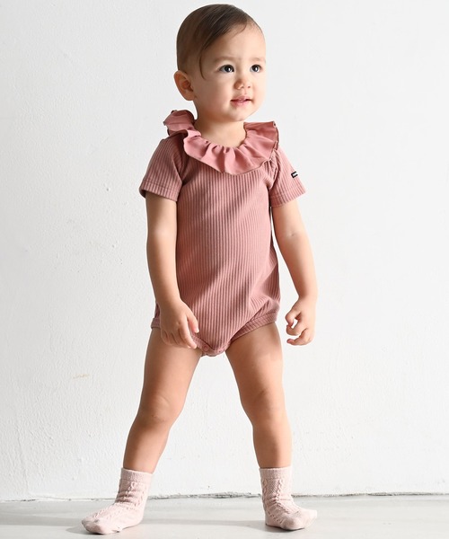 PUPPAPUPO(プッパプーポ)の「襟付き リブ ロンパース 半袖(ロンパース・キッズ・グレイッシュベージュ/サックスブルー/ローズ/ホワイト/チャコールグレー/ピンク・70/80)」の6枚目の写真