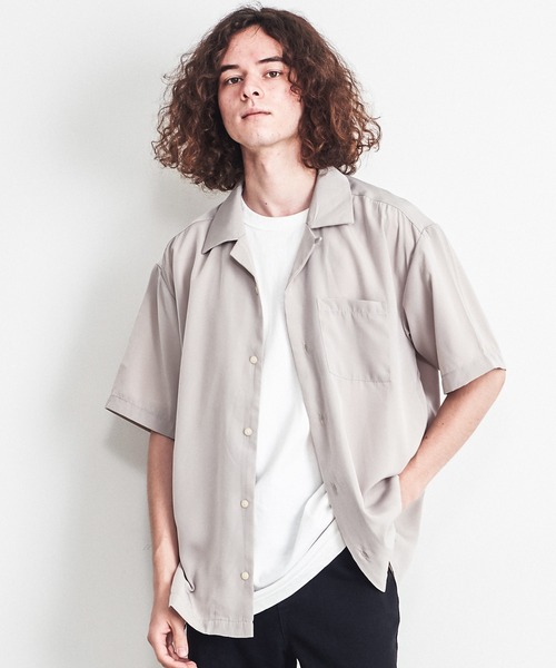 THE HITSS（ヒッツ）の「【THE HITSS】ポリドレープ ルーズフィット 総柄 オープンカラーシャツ/開襟アロハシャツ（シャツ/ブラウス・メンズ・グリーン/ホワイト系1/パープル系/ブラック系4/ブラック/ブラウン系1/ホワイト系4/ブラック系1/ブラック系2/ブラック系5/ベージュ系/モカ/ホワイト系2/ブラック系6/グレー/ブラック系/ホワイト系/ブラック系3/ネイビー系/ホワイト/ブルー/ベージュ系1/ホワイト系3/ブラウン系/ライトグリーン・L/M/XL）」の15枚目の写真