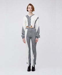 V CUT KNIT PANTS