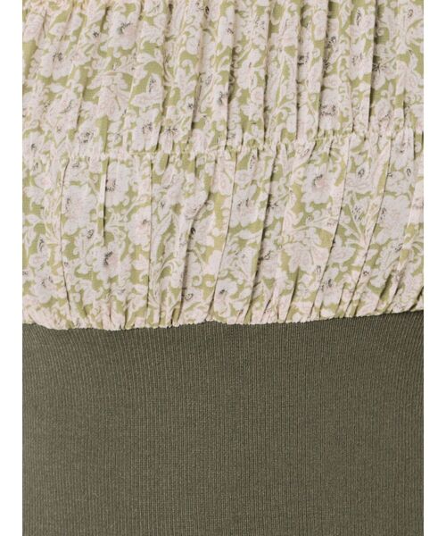 LAGUNAMOON（ラグナムーン）の「プリーツフラワーウエストリブワンピース（ワンピース・レディース・ブラック/ベージュ/グリーン・SMALL/MEDIUM）」の10枚目の写真