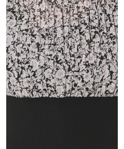 LAGUNAMOON（ラグナムーン）の「プリーツフラワーウエストリブワンピース（ワンピース・レディース・ブラック/ベージュ/グリーン・SMALL/MEDIUM）」の12枚目の写真