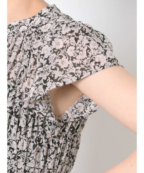 LAGUNAMOON（ラグナムーン）の「プリーツフラワーウエストリブワンピース（ワンピース・レディース・ブラック/ベージュ/グリーン・SMALL/MEDIUM）」の19枚目の写真