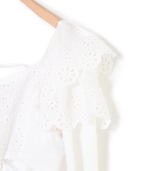 Alley by w closet(アリーバイダブルクローゼット)の「【前後2WAY/Alley】レースフリルボレロ(カーディガン/ボレロ・レディース・オフホワイト/ブラック・FREE)」の4枚目の写真