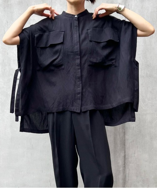 ECRIRE(エクリール)の「【YUKIEコラボ】サイドスリットリネンライクシャツ(シャツ/ブラウス・レディース・ブラック/オフホワイト/ピンク/グリーン・S/M)」の10枚目の写真