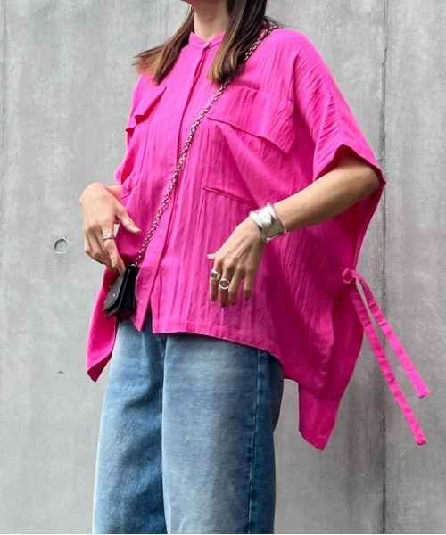 ECRIRE(エクリール)の「【YUKIEコラボ】サイドスリットリネンライクシャツ(シャツ/ブラウス・レディース・ブラック/オフホワイト/ピンク/グリーン・S/M)」の22枚目の写真