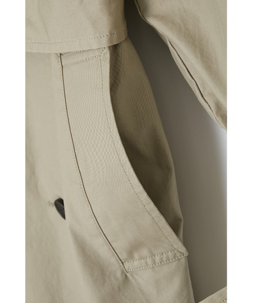 MOUSSY（マウジー）の「BIG COLLAR OVER TRENCH コート（トレンチコート・レディース・ベージュ/ブラック・1/2）」の12枚目の写真